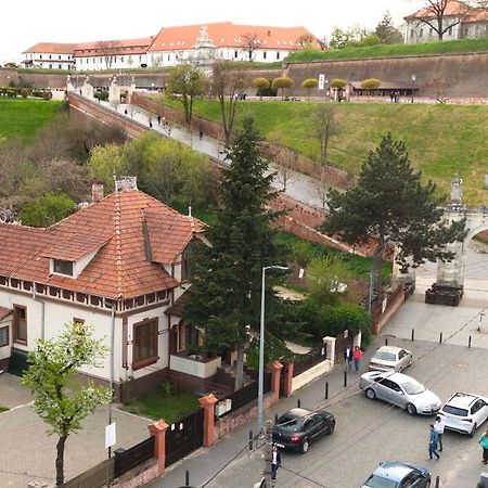 La Poarta Cetatii Alba Iulia Exterior foto