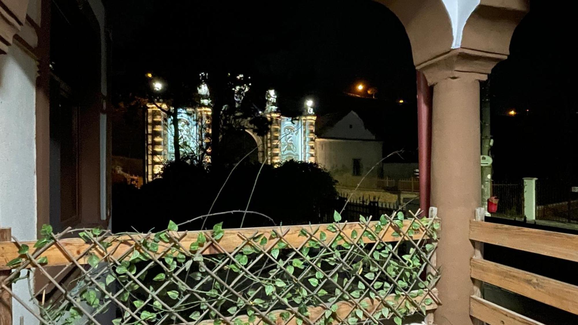 La Poarta Cetatii Alba Iulia Exterior foto