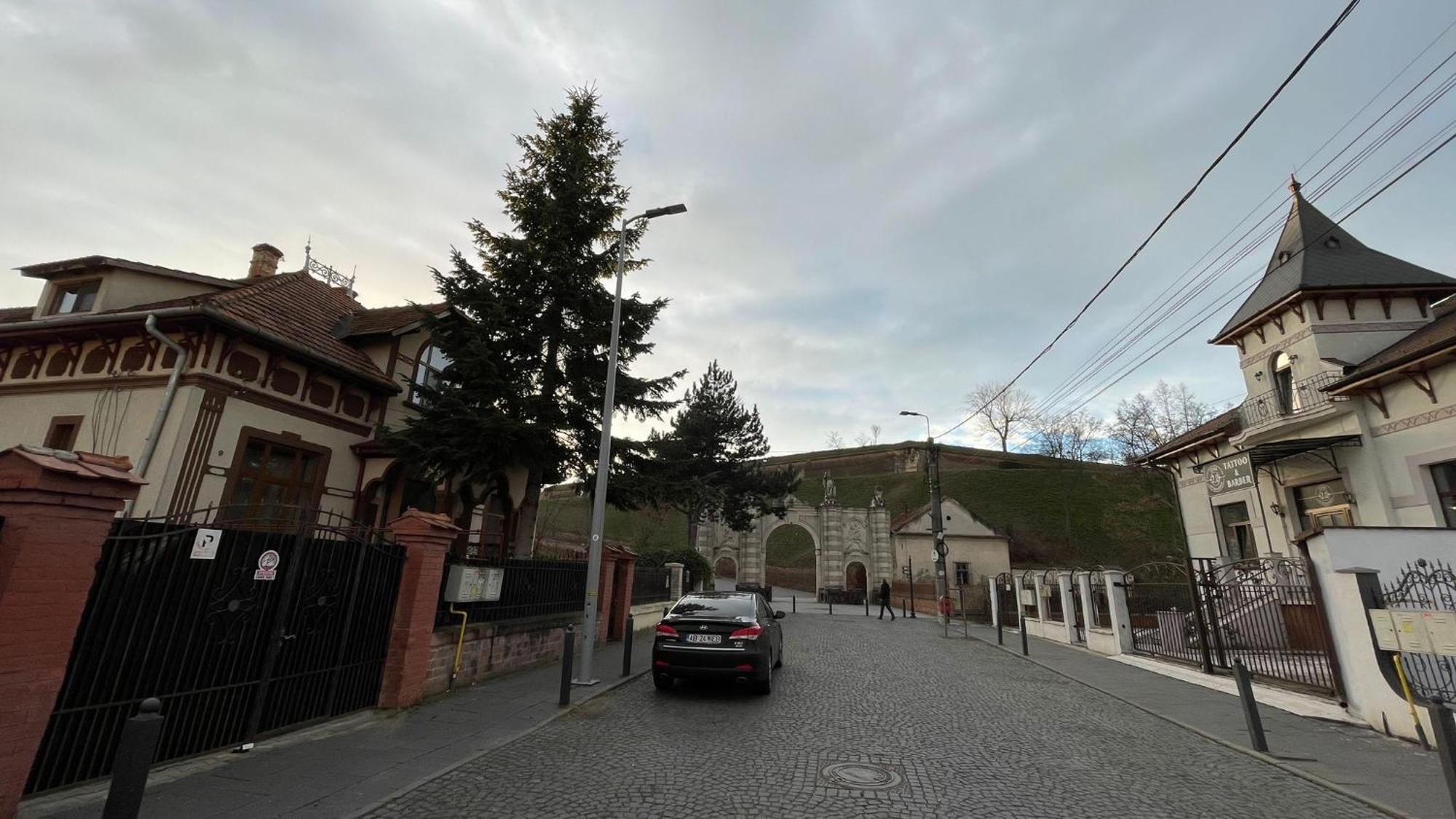 La Poarta Cetatii Alba Iulia Exterior foto